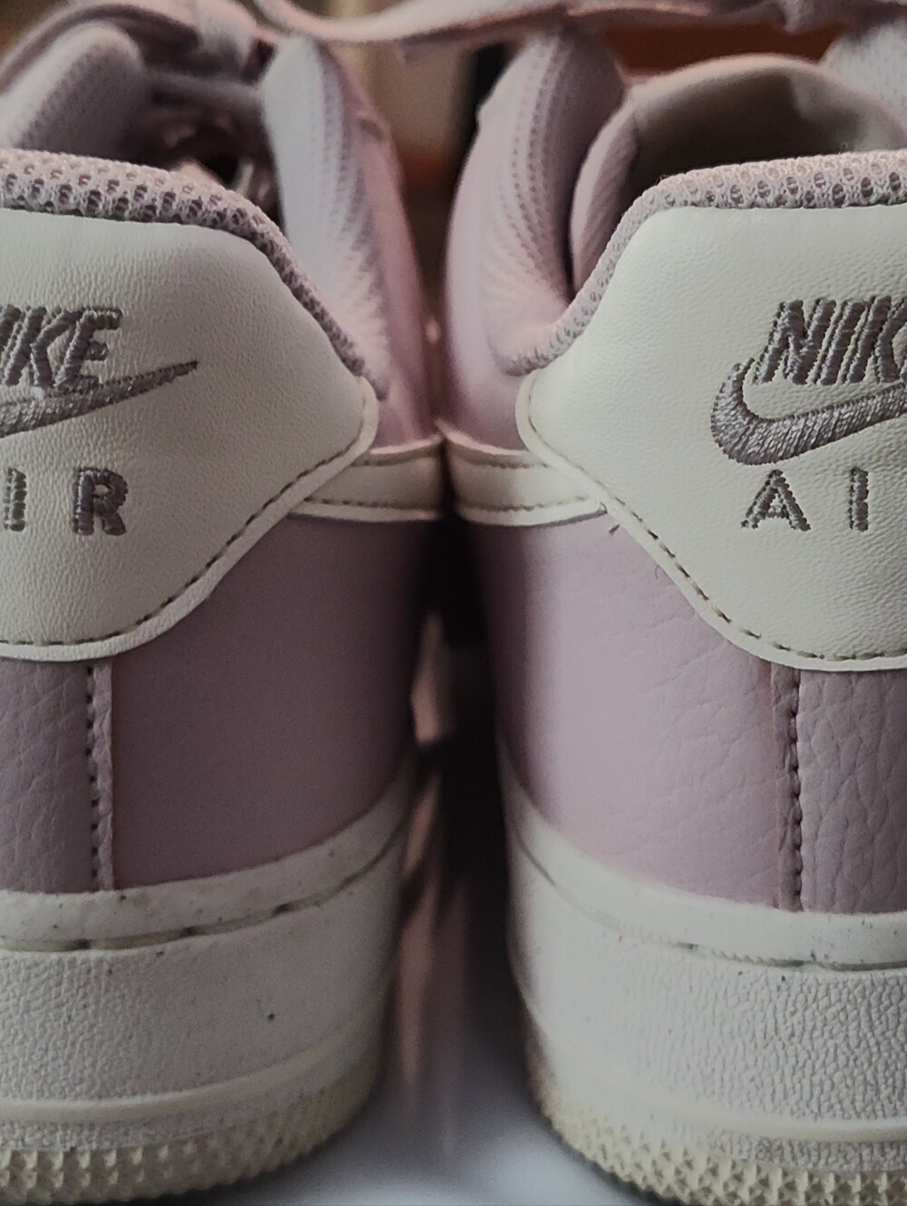 Nike Women's Low-Top Sneakers — Light Lavender & White - Picture 6 of 9